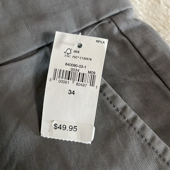 Gap 10” Short NWT - Picture 4 of 5